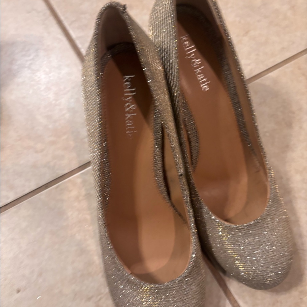 Kelly & Katie Shimmering Gold Heels - Picture 6 of 7